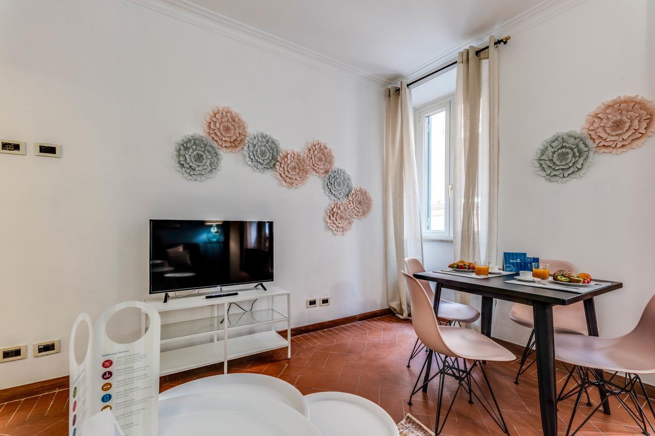 Sweet Via Dei Greci Apartment Rom