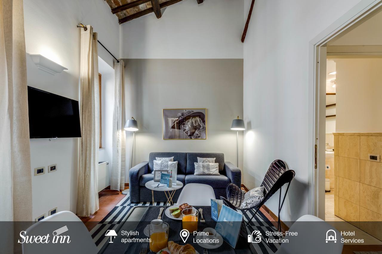 Sweet Via Dei Greci Apartment Rom